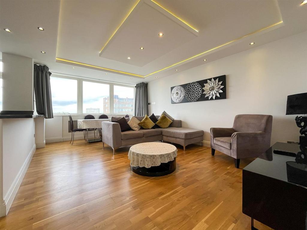 Reception (1 of 1).jpg