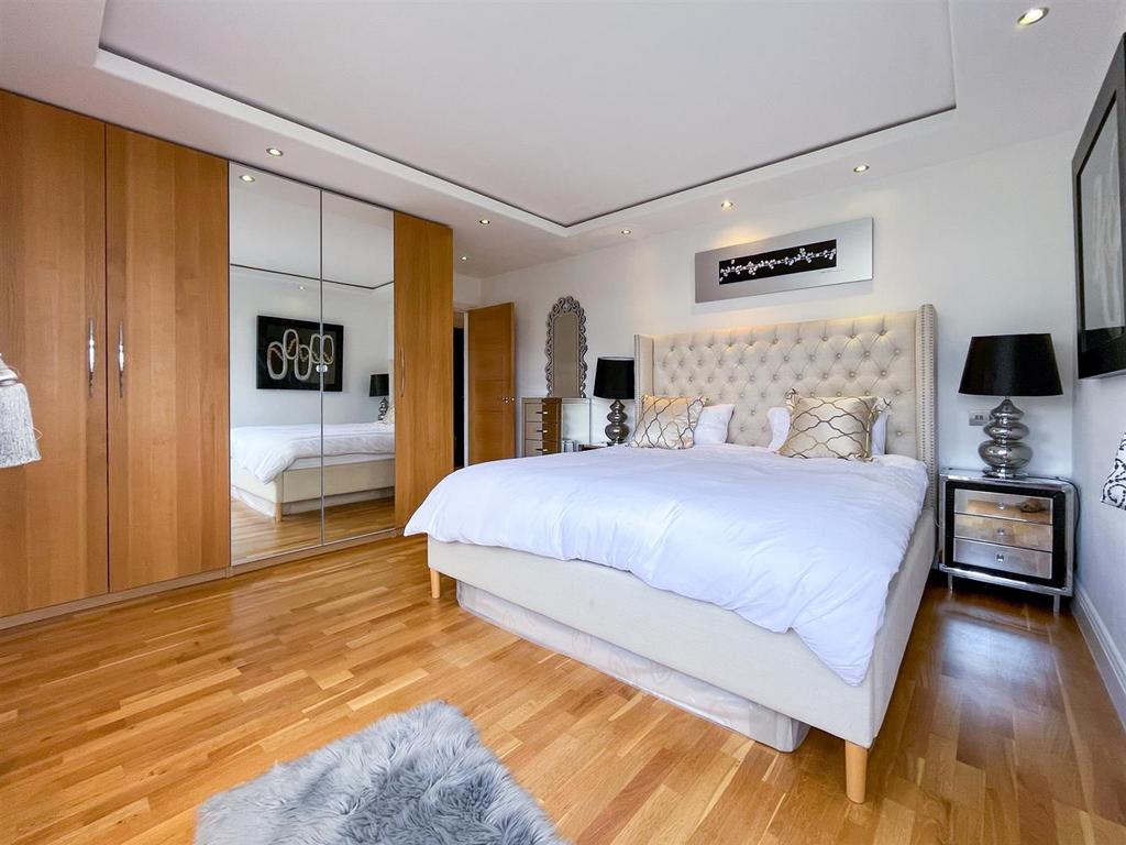 Bedroom 1 (1 of 1).jpg