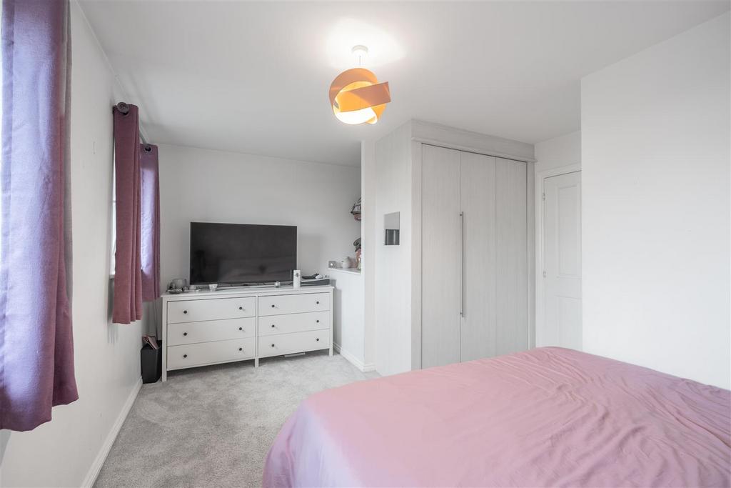 Bedroom.one.jpg