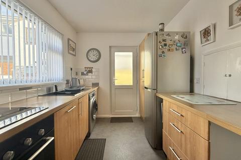 2 bedroom semi-detached bungalow for sale, Tweenways, Kingsteignton, Newton Abbot