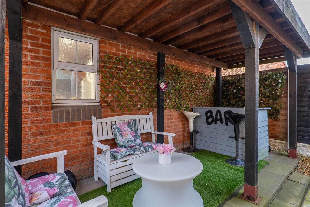 Outdoor Bar