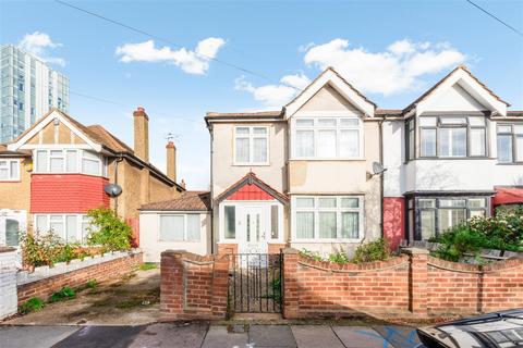 undefined, Colwood Gardens, Colliers Wood SW19
