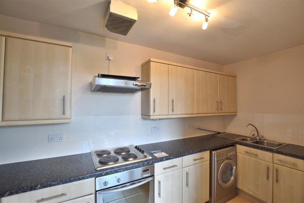 Kitchen 1.JPG