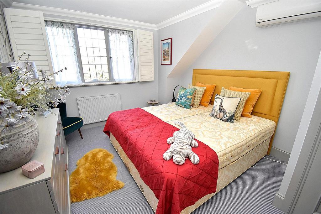 Bedroom one 2.jpg