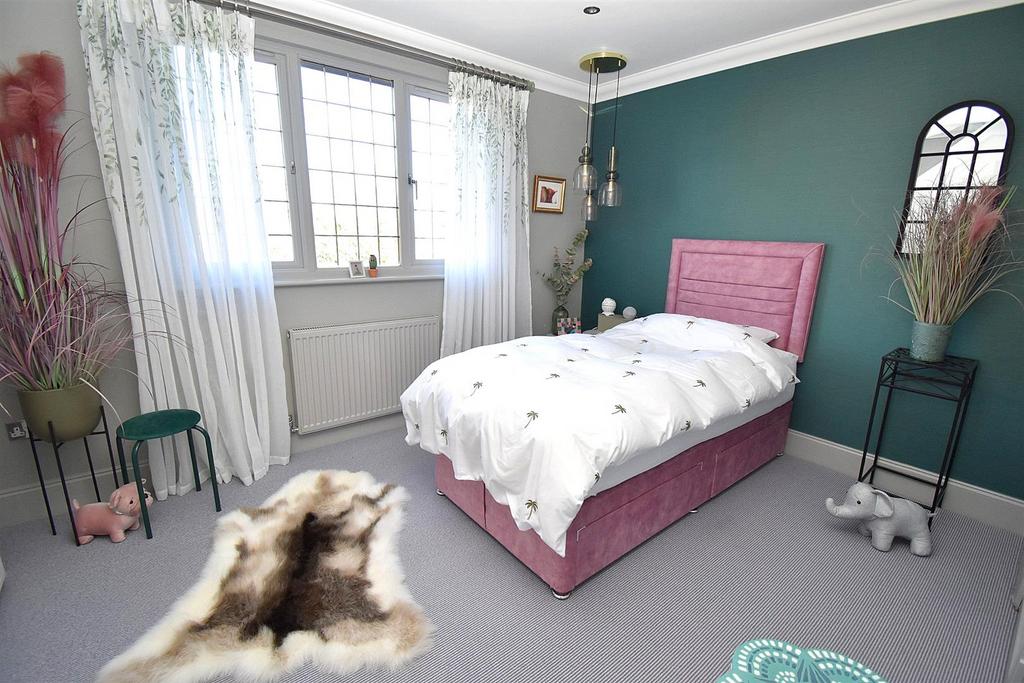 Bedroom two 1.jpg