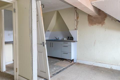 undefined, Flat 3, 20 Clifton Road, East Sussex, BN17 5AS