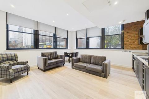 undefined, Flat 1 :: Gramercy House
