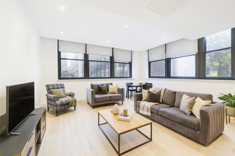 undefined, Flat 1 :: Gramercy House