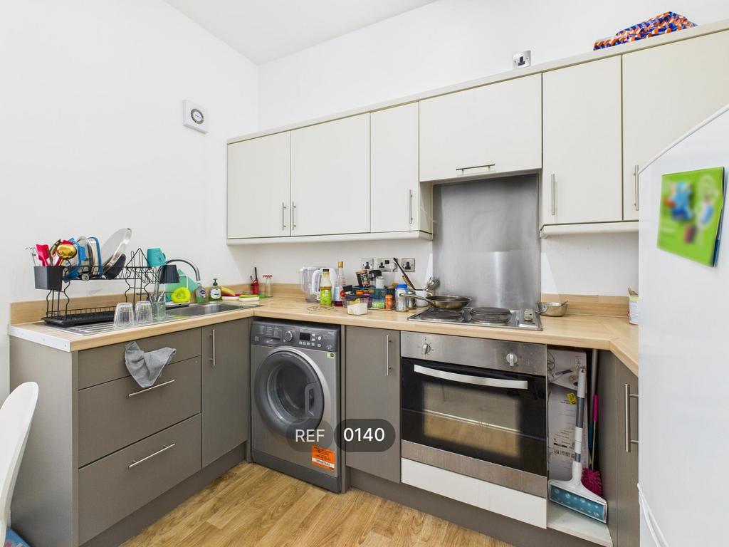 Kitchen & Living area