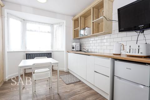 1 bedroom property to rent, Ferrymead Avenue, Greenford, UB6