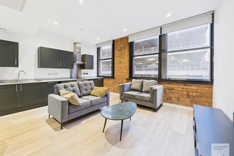 3 bedroom apartment to rent, Flat 6 :: Gramercy House