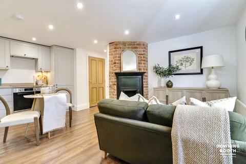 undefined, Upper St. John’s Street Lichfield, WS14 9DT - Brand New City Centre Apartment