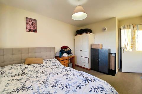 undefined, Thorney Leys, Witney OX28