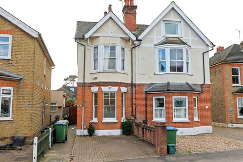 Hersham Road, Hersham Village KT12