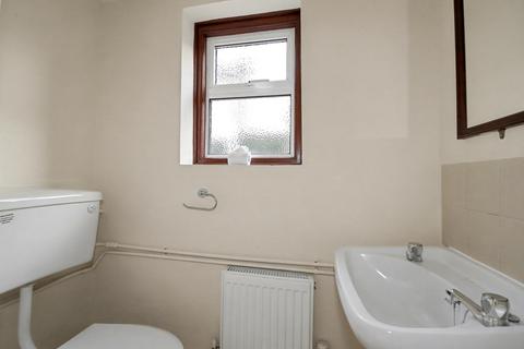 undefined, Hersham Road, Hersham Village KT12