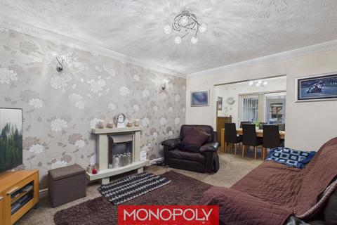 4 bedroom house for sale, Y Maes, Denbigh LL16