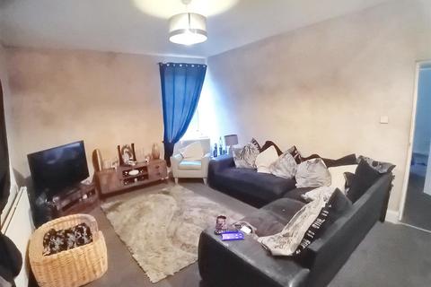 3 bedroom end of terrace house for sale, Station Avenue South, Houghton Le Spring DH4