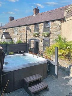 1 bedroom cottage for sale, Water Street, Llanfairtalhaiarn, Conwy, LL22 8SB