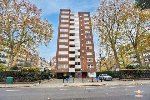2 bedroom flat for sale, Fulham Road, London SW10