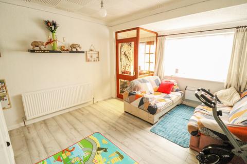 3 bedroom terraced house for sale, Bedford Road, Grays RM17