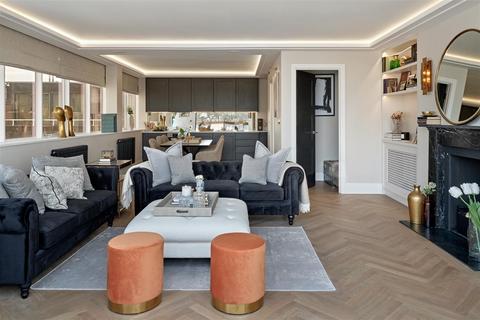 3 bedroom flat for sale, Cavaye Place, Chelsea, SW10
