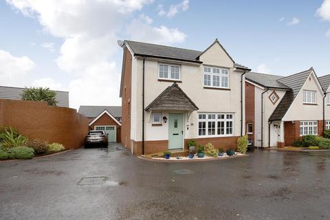 4 bedroom detached house for sale, Kestrel Way, Dawlish EX7
