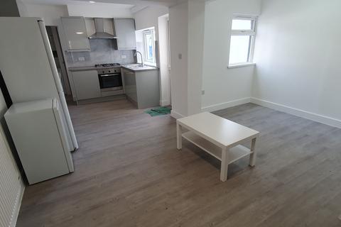 5 bedroom house to rent, 79 Pearl Street