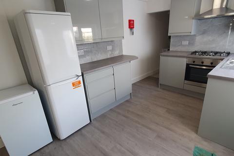 5 bedroom house to rent, 79 Pearl Street