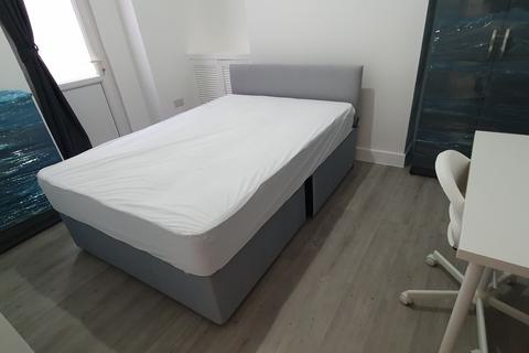 5 bedroom house to rent, 79 Pearl Street
