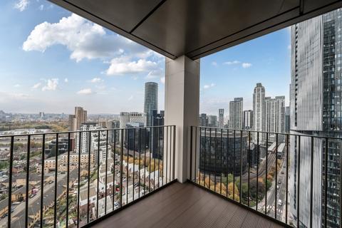 undefined, Marsh Wall London E14