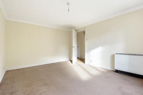 undefined, Newbury,  Berkshire,  RG14