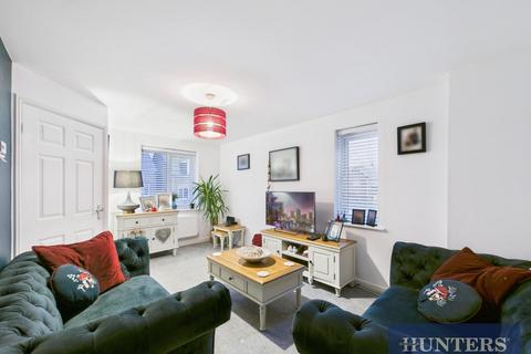 3 bedroom semi-detached house for sale, Guildford Crescent, Bridlington