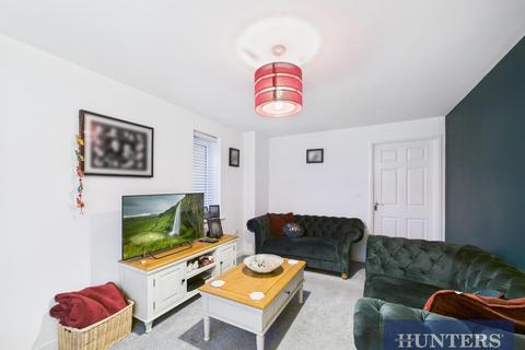 3 bedroom semi-detached house for sale, Guildford Crescent, Bridlington