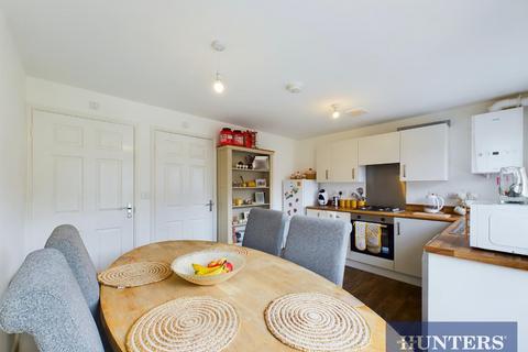 3 bedroom semi-detached house for sale, Guildford Crescent, Bridlington