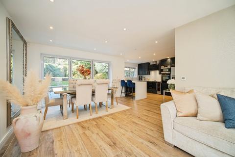 undefined, Nightingale Crescent, Bracknell RG12