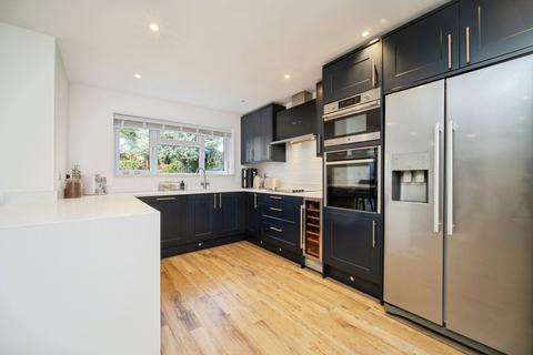 undefined, Nightingale Crescent, Bracknell RG12