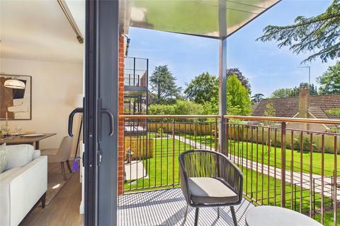 2 bedroom flat for sale, Shores Road, Surrey GU21