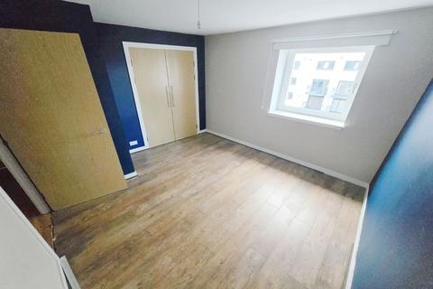 2 bedroom flat for sale, East Pilton Farm Crescent, Flat 13, Edinburgh, Mid Lothian EH5