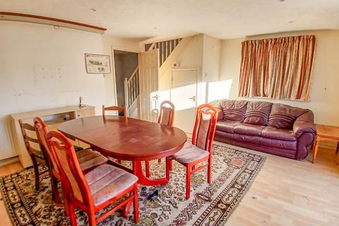 3 bedroom end of terrace house for sale, Kingfishers, Wantage OX12
