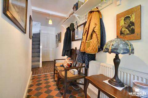 undefined, The Slade, Fishguard