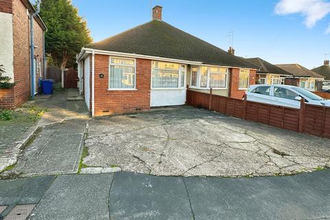 2 bedroom semi-detached bungalow for sale, Shelley Close, Burton-on-Trent, DE14