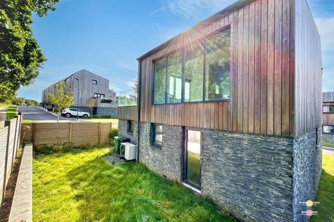 3 bedroom detached house for sale, The Green, Falmouth TR11