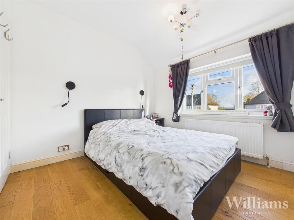 CAM02861 G0-PR0533-STILL014.jpg