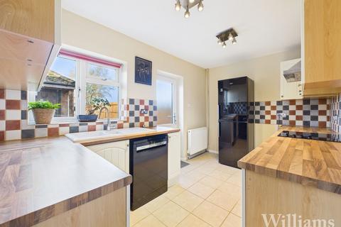 3 bedroom semi-detached house for sale, Bittenham Close, Aylesbury HP17