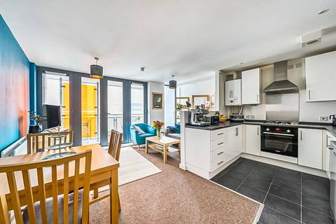 2 Taylor Place, London E3
