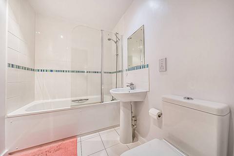 2 bedroom flat for sale, 2 Taylor Place, London E3