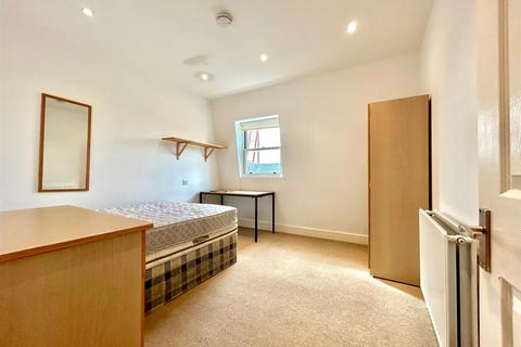 undefined, Richmond Way, Shepherds Bush, W14