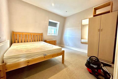 undefined, Richmond Way, Shepherds Bush, W14
