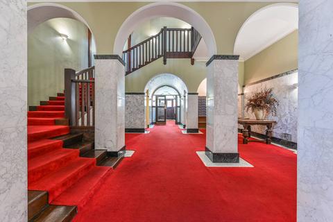 1 bedroom flat to rent, Clapham Road, Oval, London, SW9