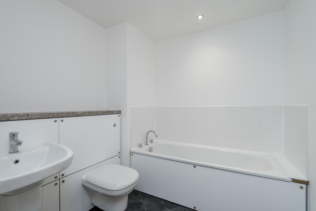 Apartment in Edinburgh, Western Harbour, Leith Harbour & Newhaven - More